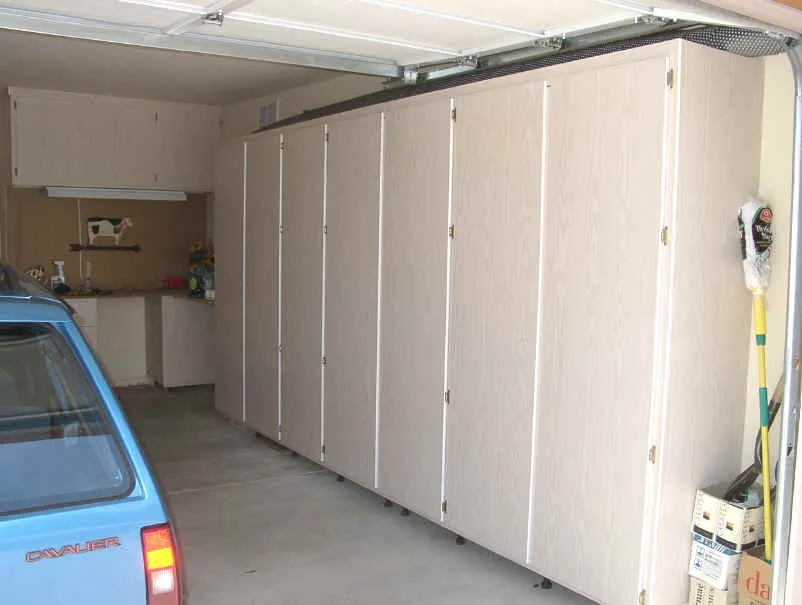 building garage cabinets
