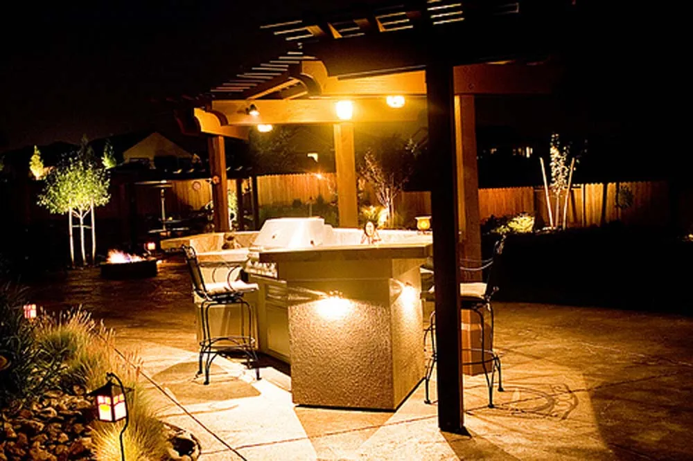 outdoor patio lighting