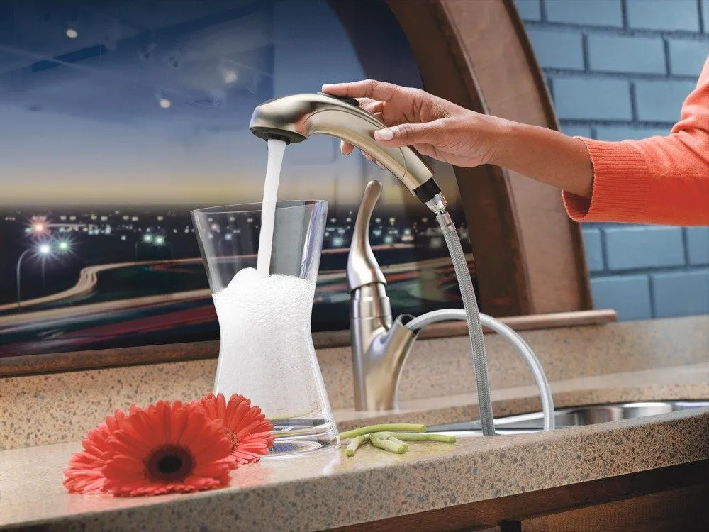 delta single handle kitchen faucet