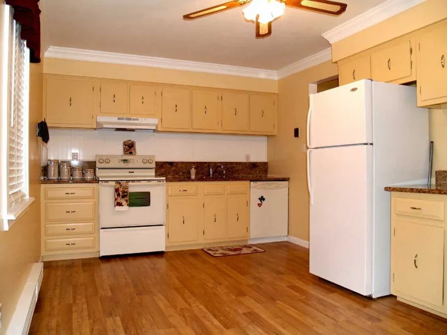 kitchen flooring vinyl