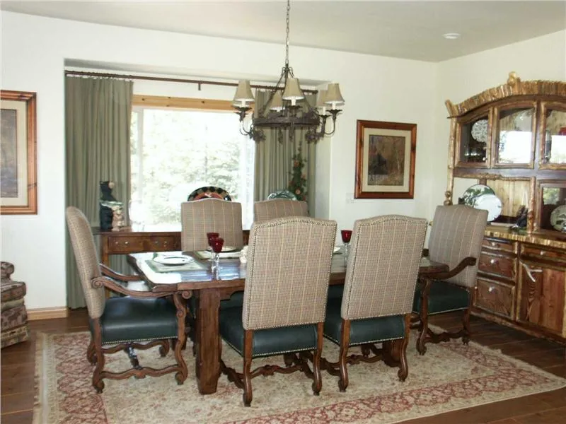 formal dining room chandeliers