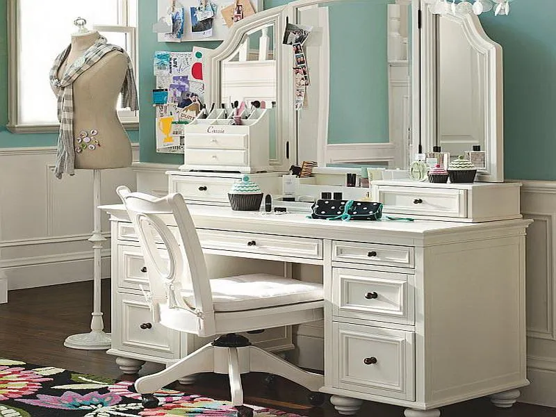 makeup vanity table with mirror