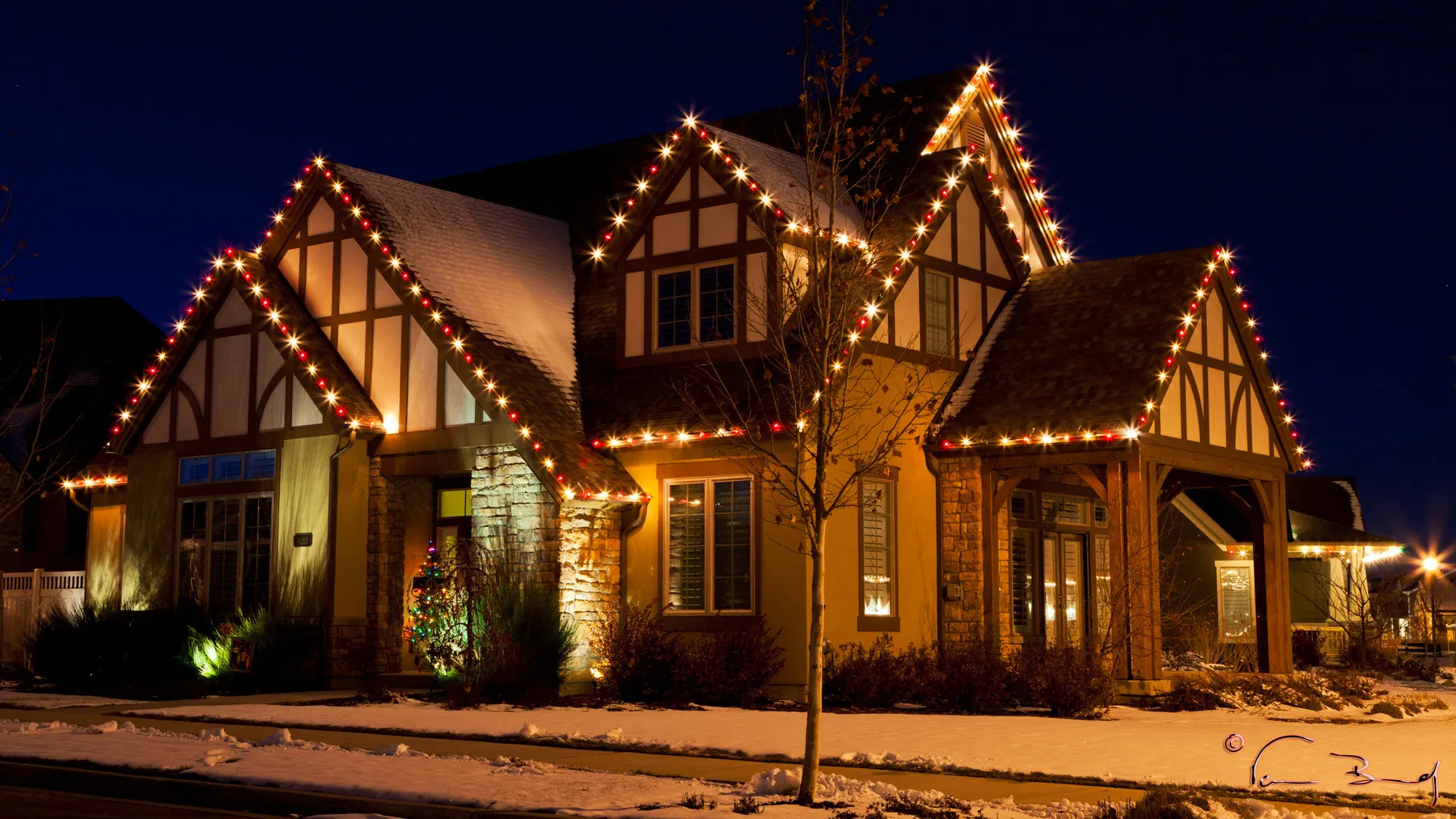 outdoor christmas lighting