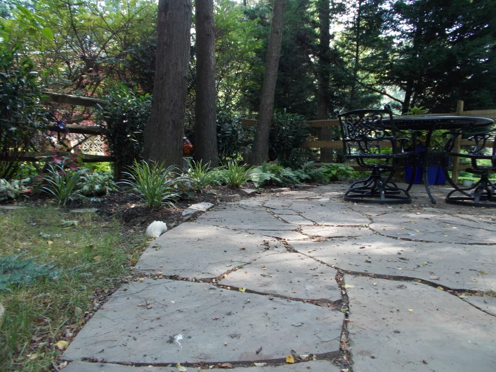 flagstone patio edging