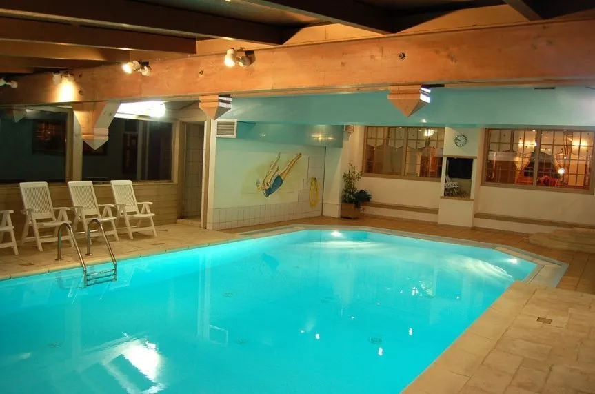 indoor swimming pool alhambra