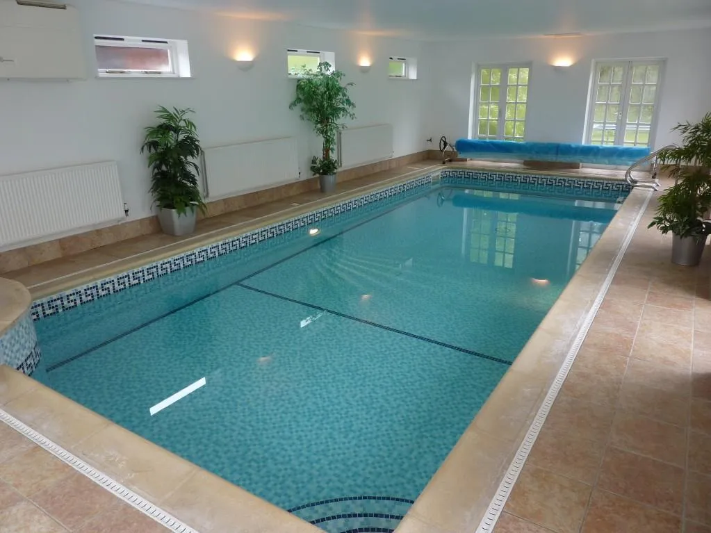 indoor swimming pool atlanta