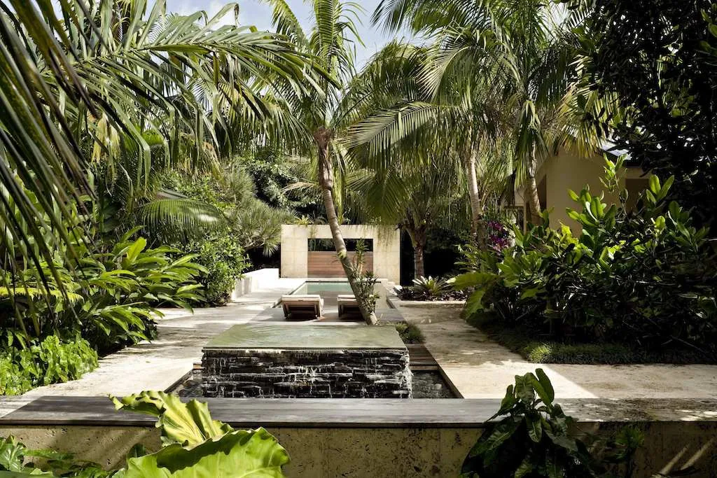 landscaping ideas for a tropical garden