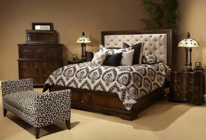 esmarelda king bedroom set